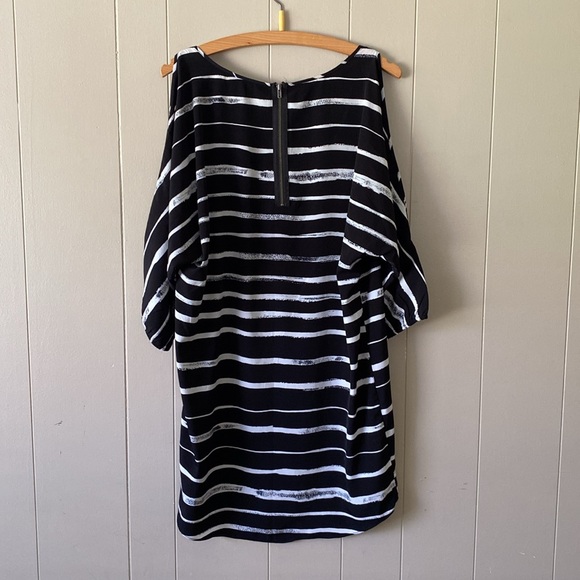 Express Black and White Striped Dress Size Small - Picture 2 of 8